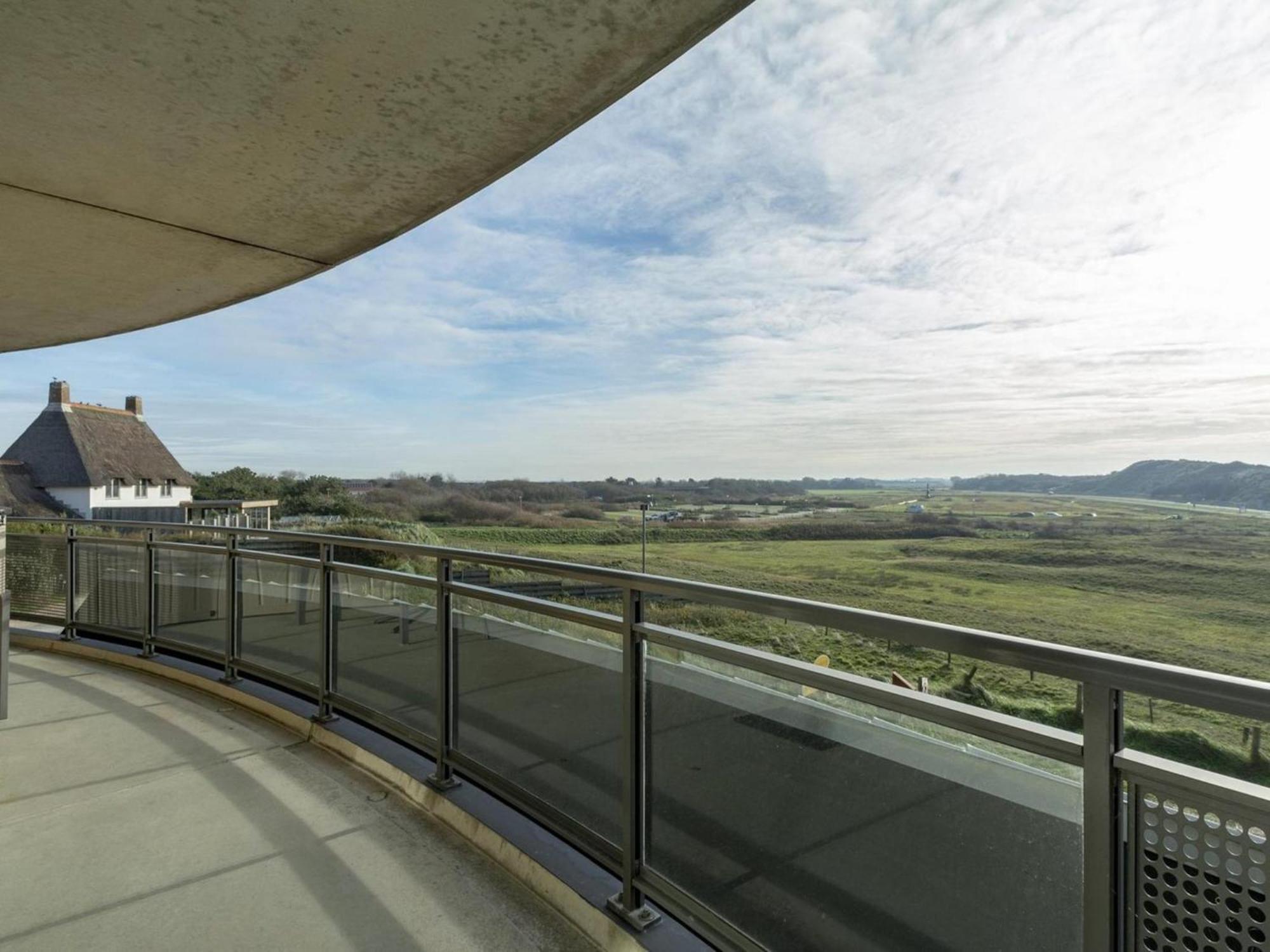 Lovely Apartment Beachside With Balcony Callantsoog Eksteriør billede